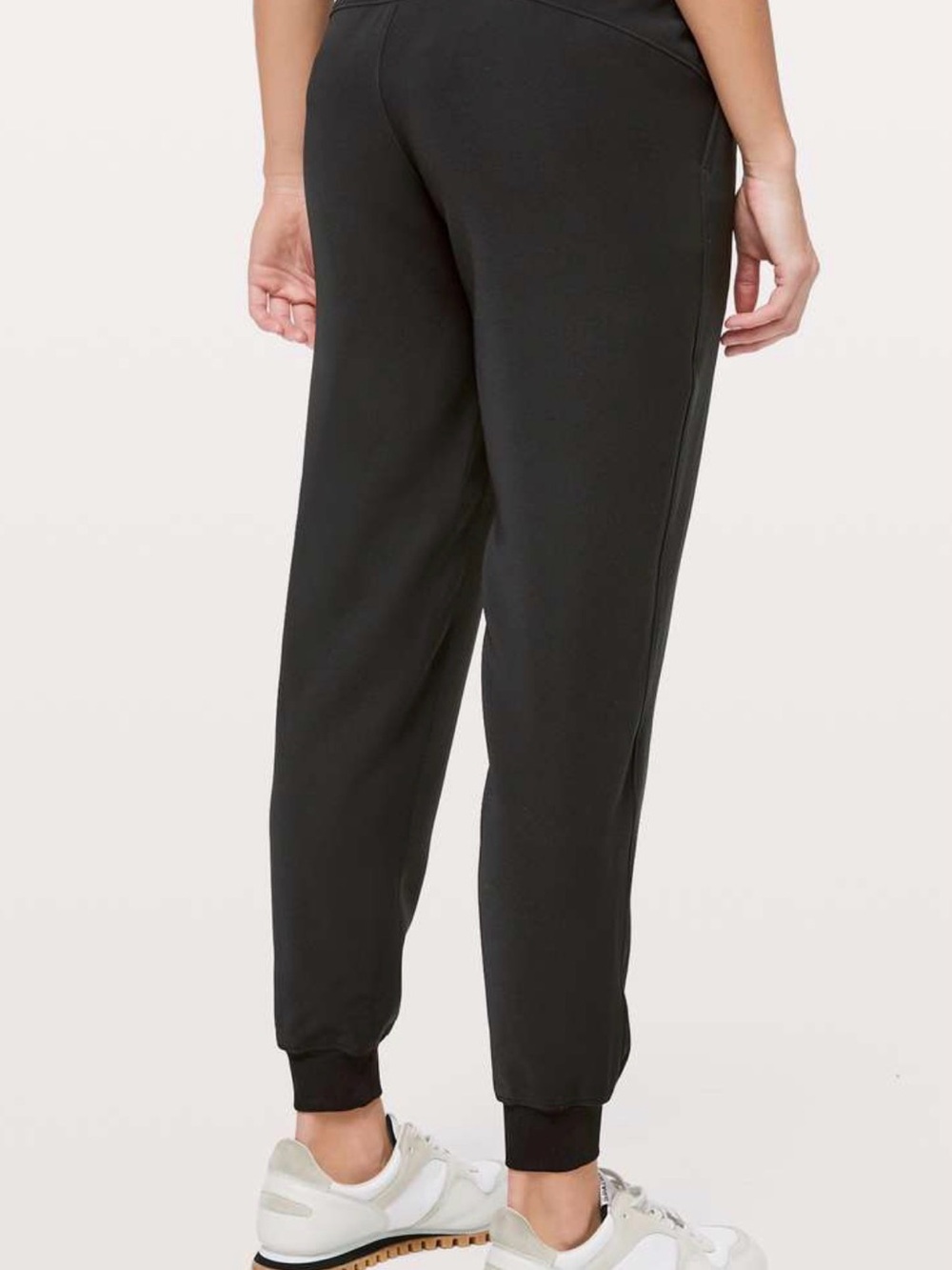 Lululemon on the fly Black Jogger Pants